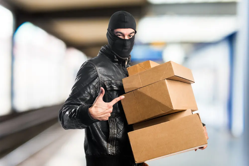 Robo de mercancía en transporte de importaciones